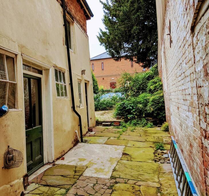 Medieval Roots And Harry Potter Townhouse - Hiking Near Ludlow Leominster Exterior foto